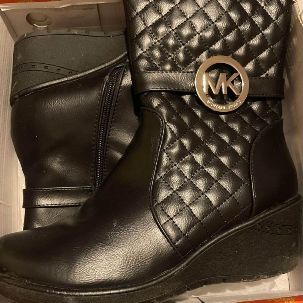 Michael Kors Boot